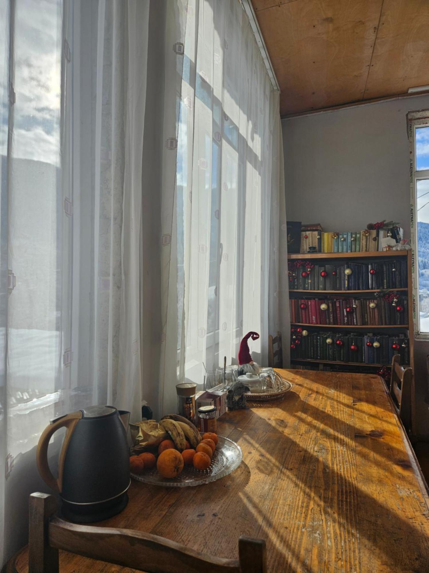 Guest House Ketevan Niguriani Местия Екстериор снимка